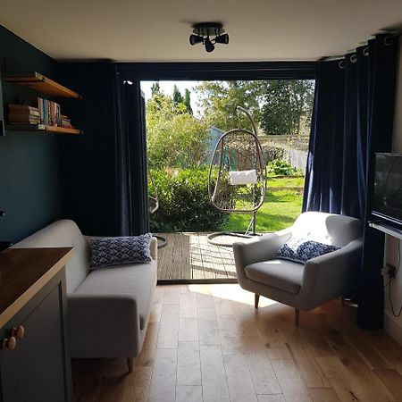 Modern 1-Bed Apartment, Plus Parking, Near Oxford And The Jr Экстерьер фото
