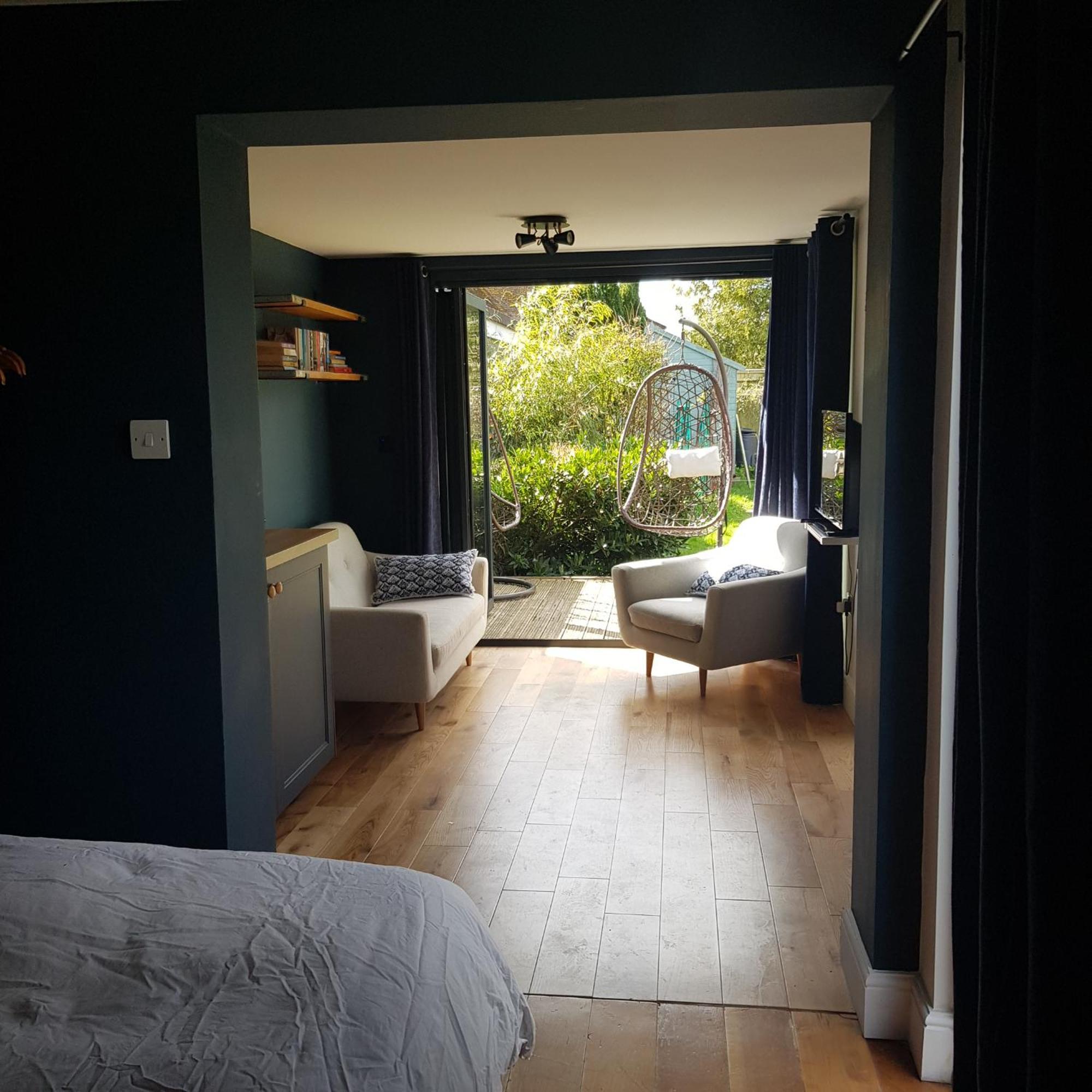 Modern 1-Bed Apartment, Plus Parking, Near Oxford And The Jr Экстерьер фото